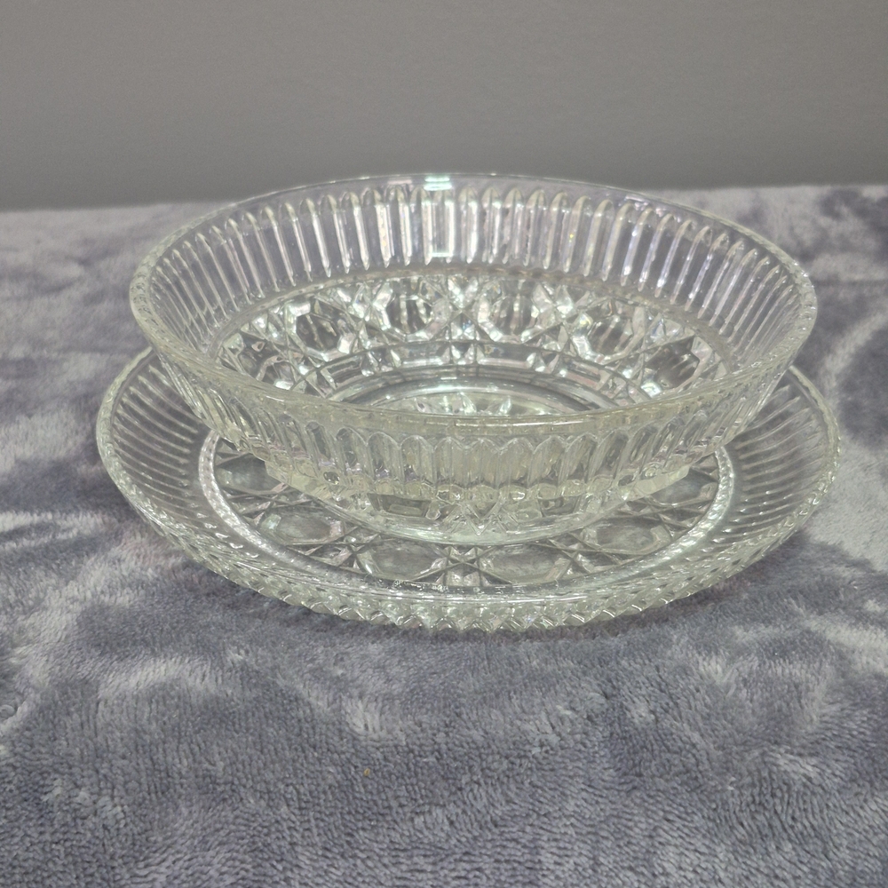 Stunning Pressed Glass Bowl and Saucer Set – 12 Point Starburst Design